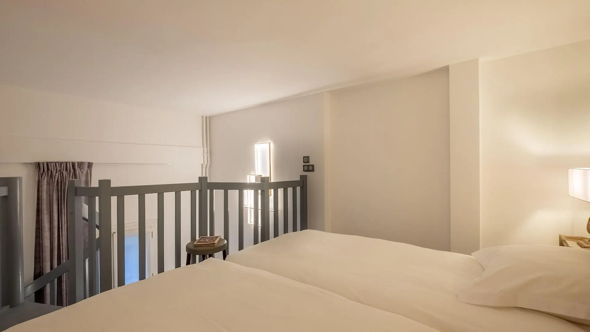 Hotel Baudelaire Opera Paris